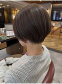 ショートボブ
