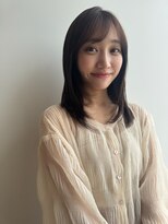 トリッカバルコニー ハヤマ(tricca Balcony Hayama) ミディアムレイヤー/フェイスレイヤー/ナチュラルストレート