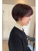 シルエットが綺麗なショートヘア