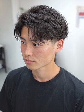 リエル(LIERU) 黒髪人気☆ツーブロックナチュラルヘア