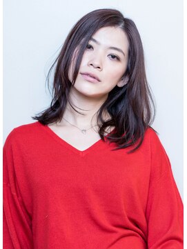 ルーシー ヘアデザインワークス(Lucy Hair Design Works) フェアリーマゼンタカラー×ミディアムレイヤー