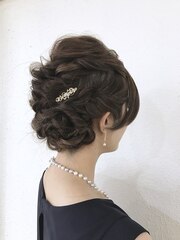 お呼ばれヘアセット