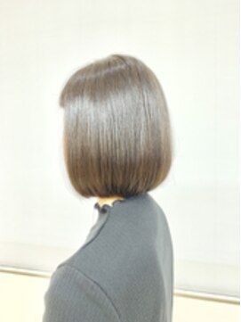 クオリス 上福岡店(QUALIS) 重めボブ/ワンレン/暗めカラー/ツヤ髪/白髪染め/ボブ/30代40代