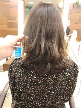 キアラ(Kchiara) フワッとくびれミディアムkchiara福岡天神川野直人