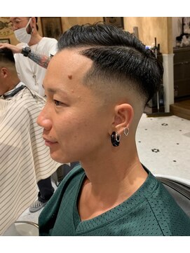 ルドローブラントオオサカ(LUDLOW BLUNT Osaka) 【LUDLOW BLUNT】ハイフェード 七三分け サイドパートライン