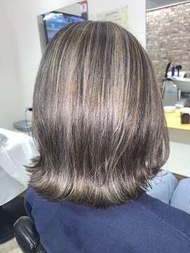 ヘアー スタジオ チェズ(Hair Studio chezu) カット+カラー