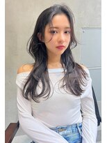 アルテ(ARTE)&nbsp;【ARTE表参道/青山】顔まわりレイヤーセミロング×透明感カラー