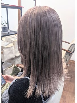 グレイスヘアーラン(grace hair Lan) 透明感ハイトーンカラー×外ハネ★ラベンダーカラー