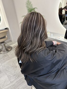 リュストル 町田(LUSTRE) 大人ハイライト