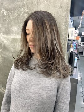 キング 高槻(K!ng) 縮毛矯正髪質改善ハイライトレイヤーカット枚方美容室エクステ