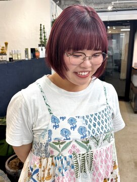 イースエモーション(ease et motion) 【天神.大名.今泉】ボブスタイルに甘すぎないカシスピンク