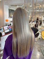 メゾンドボーテ 箕面店(MAISON DE BEAUTE) ロング×シルバー