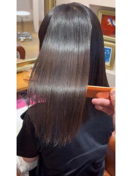 リタ(Lita) 美髪縮毛矯正/髪質改善トリートメント