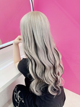 ロサ ファイブヘアー(Rosa..5Hair) どこから見ても可愛すぎる!白×黒スタイル★