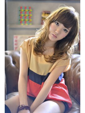 ロイジー(roijir) roijir柔らかい質感のパーマスタイル<03-6447-2205>