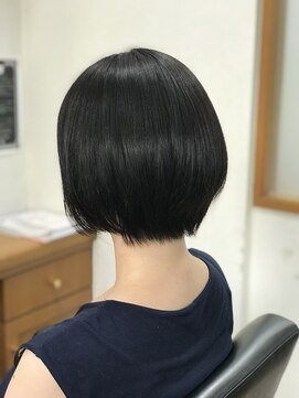ヘアーメイクエアーセントラーレ(HAIR MAKE air Zentrale) ラクラク スウィート ボブ