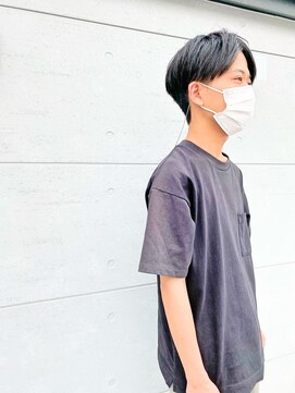 ヘアステージアミカル 縮毛矯正で作るセンターパート