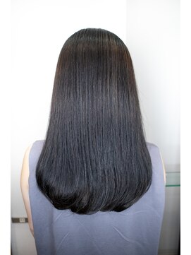 オラ ボーテ(Aura Beaute) セミロング　重め　ブルーグレージュ20代30代40代50代