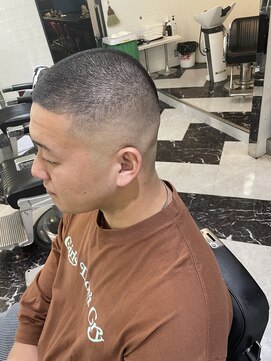 メリケンバーバーショップ フクオカ(MERICAN BARBERSHOP FUK) ボウズ BUZZ