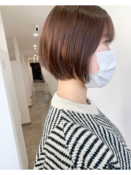 アンフィユヌキャトル(AnFye une Qatll) ショートボブ