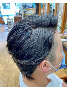 ベル(BELL) さりげなくブルーシルバー【 BELL用賀／桜新町】