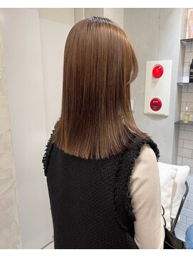 ロビン アンド ダルク(robin&darc) 切りっぱなしロブ×縮毛矯正【髪質改善】