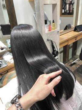 ロア 福岡天神本店(LORE) 艶髪ブルーブラック◎natsu