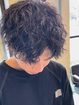 ヴェロ 福井(VeRO) ツイストスパイラル!ハイライト/マッシュパーマ/ウルフ/波巻き