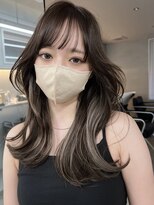 サイン 表参道(SIGN)&nbsp;ショートヘアグレージュカラーデザインカラーシルキーベージュ