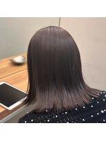 ガリカ 博多(Gallica)&nbsp;ブリーチなしダブルカラーで作る艶髪x切りっぱなしのミディボブ