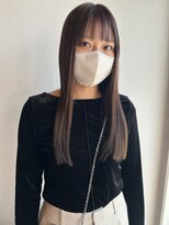 ツイギー 宮西店(TWiGGY)&nbsp;ほんのりラベンダーアッシュにストレートロングヘア