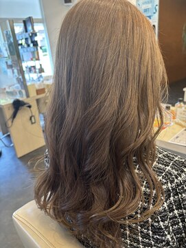 フラクタルデザイン 大村店(FRACTAL DESIGN) シアーベージュ