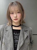 トルネード(TORNADO)&nbsp;ベージュ フェイスレイヤーボブ 外ハネ 似合わせ小顔A0822