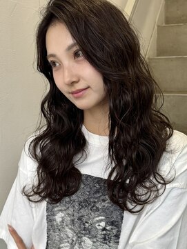 クロト(Clotho) ◎ ナチュラルウェーブロング