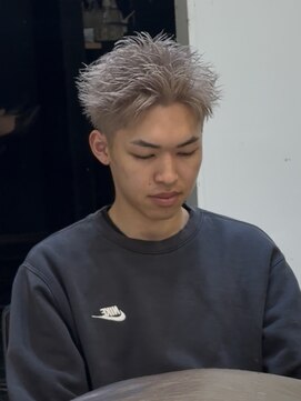 シェルハ(SHELHA) ハイトーンスパイキーショート/ホワイトベージュ/ブリーチカラー