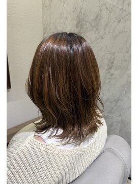 ゼゼ 高知店(zeze) ボブに表面レイヤーをプラス◎