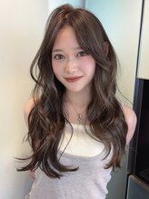 ラパンセヴェール(LA PENSEE VERT)&nbsp;似合わせレイヤーカット×ヘーゼルベージュカラー