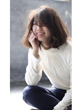 ニーケ 池袋 池袋西口(nike) 【nike池袋】大人可愛いニュアンスパーマミディ☆