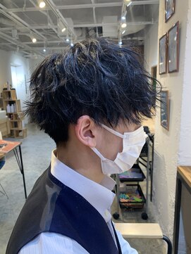 エルオム(EL.HOMME) 【MITSU】波打ちスパイラル×刈り上げショート×ツーブロック