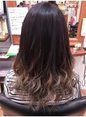 外国人風シルバーアッシュグラデーション