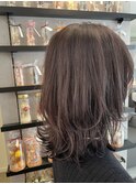 レイヤーカットと暗めブラウンバイオレット