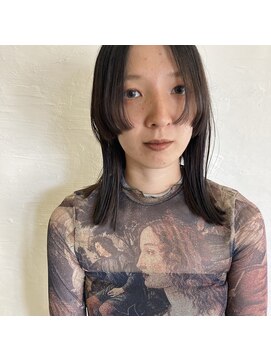 ジェクイントルジ(dekujin tri) modeなストレートボブ