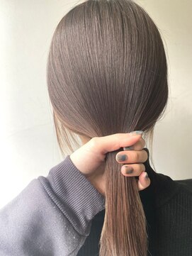 フュー 新小岩(few.) 黒髪/グレーベージュ/レイヤーロング/前髪パーマ[新小岩駅]