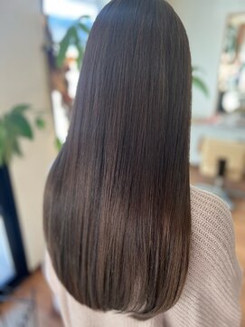 レアーリ(le ali) マットアッシュベージュ