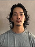 アッシュブラック　ミディアム　ウェーブ　スパイラルパーマ
