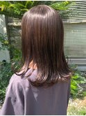 外ハネアレンジ セミロング ダークグレージュ ワンカール