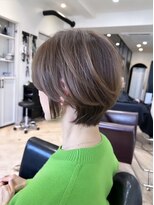 ハーツ(Heart's) 白髪ぼかし/イメチェンヘアスタイル/前髪カタログ/ショートボブ