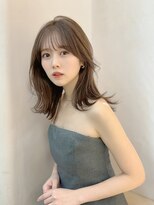 ウェイズ トウキョウ(Ways TOKYO) ミディアム　レイヤーカット　ベージュ　グレージュ　ハイライト