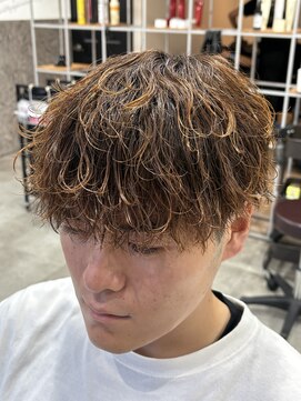 レボ(Revo) 前回のパーマ、カラーをいかして！