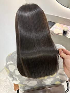 エン バイ ユアーズヘア 銀座店(eN° by youres hair) 髪質改善縮毛矯正 地毛風ストレート 絹髪矯正  グレージュ